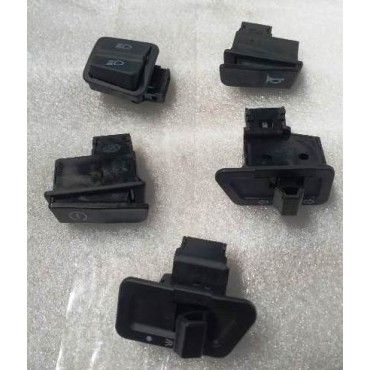 Arora Quantum  Düğme Grubu Takim